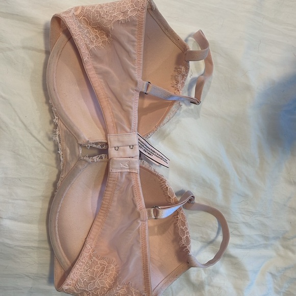 Victoria secret bra - Picture 2 of 3